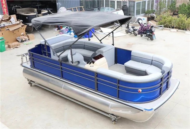 Barcă cu ponton de lux